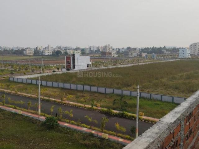 Residential Plot in Paritala for resale Vijayawada. The reference number is 20287366