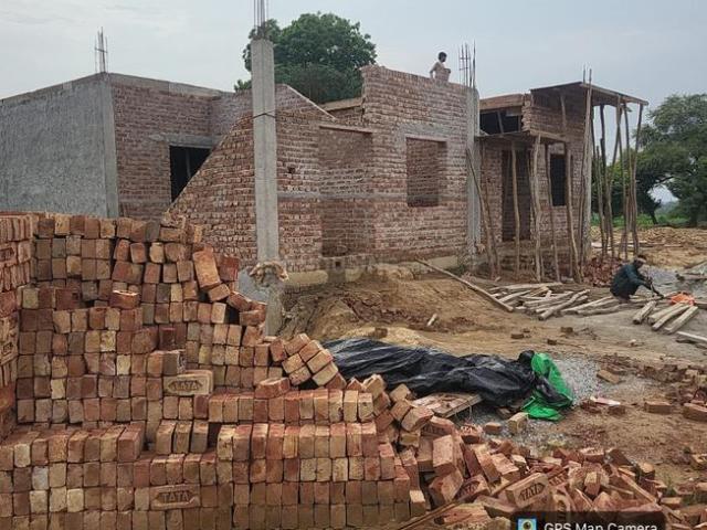 Residential Plot in Parikrama Marg for resale Vrindavan. The reference number is 20957920