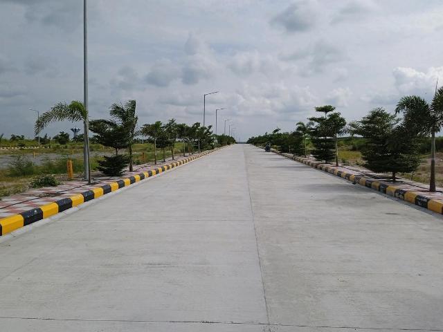 Residential Plot in Patancheru for resale Sangareddy. The reference number is 15222293