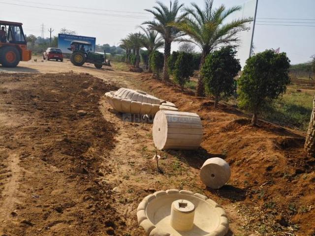 Residential Plot in Patancheru for resale Sangareddy. The reference number is 19413582