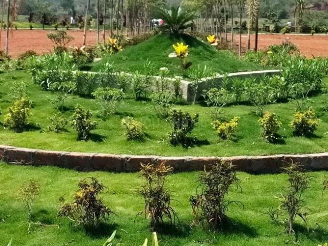 Residential Plot in Patancheru for resale Sangareddy. The reference number is 19530367
