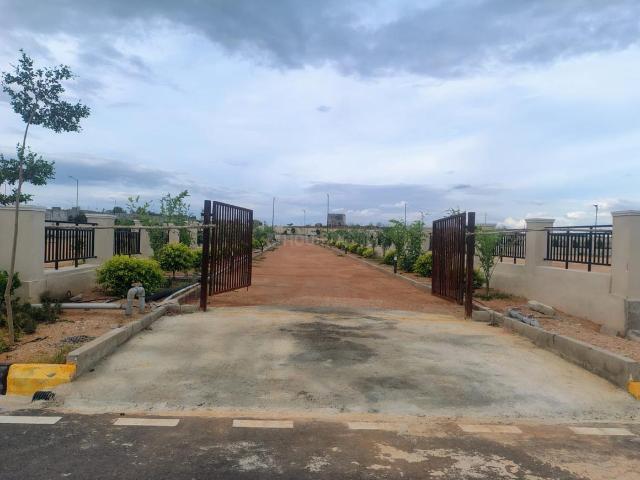 Residential Plot in Patancheru for resale Sangareddy. The reference number is 20668439