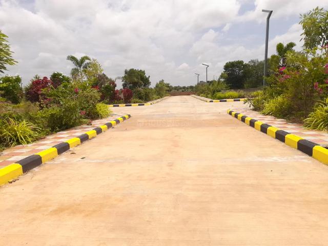 Residential Plot in Patancheru for resale Sangareddy. The reference number is 20789464