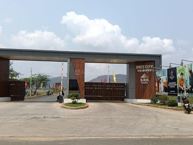 Residential Plot in Pathapadu for resale Vijayawada. The reference number is 20766599