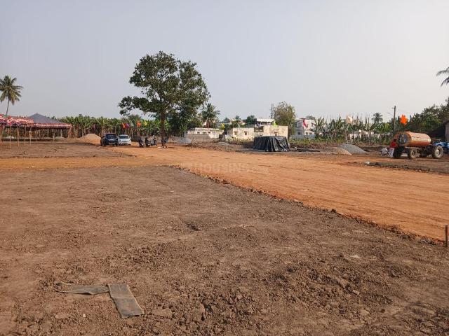 Residential Plot in Penamaluru for resale Vijayawada. The reference number is 21099045