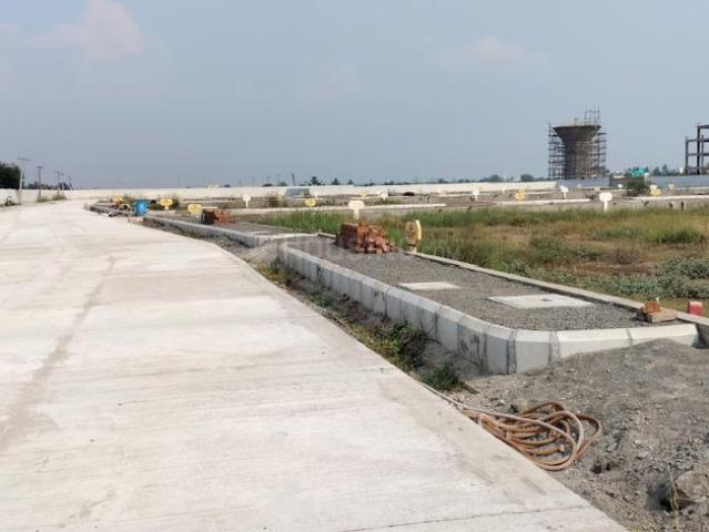 Residential Plot in Penamaluru for resale Krishna. The reference number is 20021580