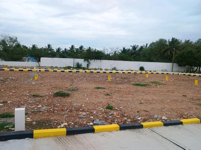 Residential Plot in Red Hills for resale Chennai. The reference number is 16375582