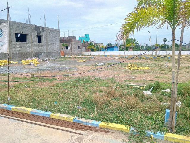Residential Plot in Red Hills for resale Chennai. The reference number is 17575996