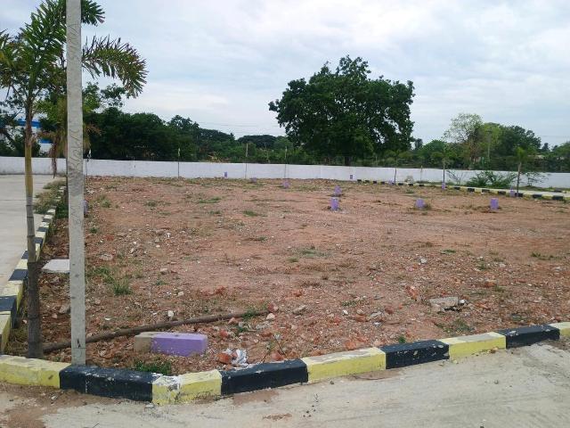 Residential Plot in Red Hills for resale Chennai. The reference number is 17576686