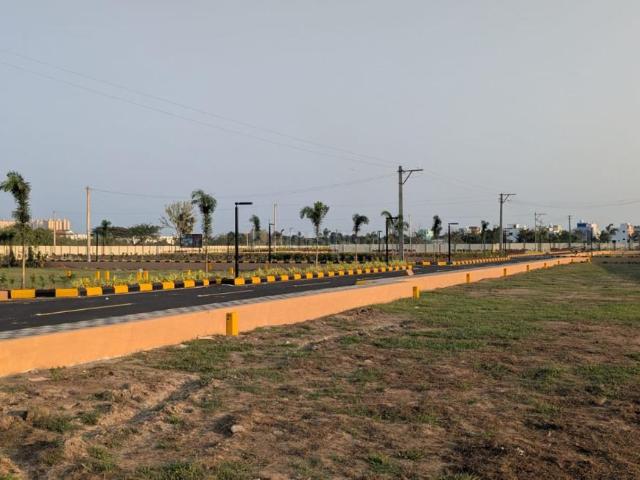 Residential Plot in Vichoor for resale Chennai. The reference number is 20316880