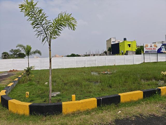 Residential Plot in Perungalathur for resale Chennai. The reference number is 16711351