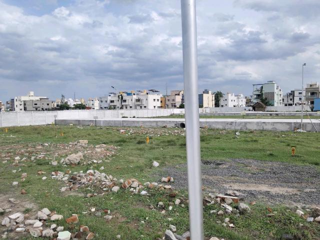 Residential Plot in Perungalathur for resale Chennai. The reference number is 20384959