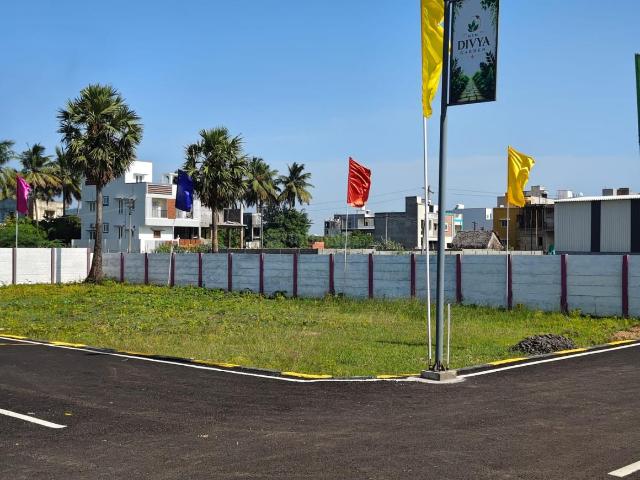 Residential Plot in Perungalathur for resale Chennai. The reference number is 21039915