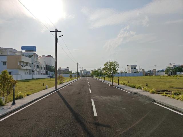 Residential Plot in Perungalathur for resale Chennai. The reference number is 21074670
