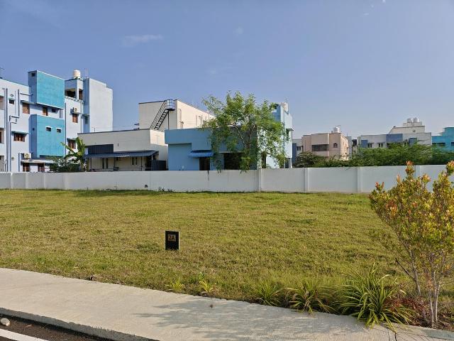 Residential Plot in Perungalathur for resale Chennai. The reference number is 21074702