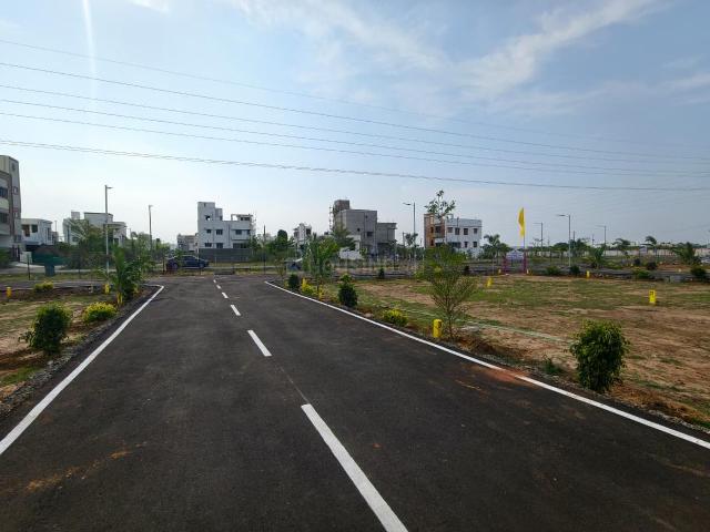 Residential Plot in Perungalathur for resale Chennai. The reference number is 21087383