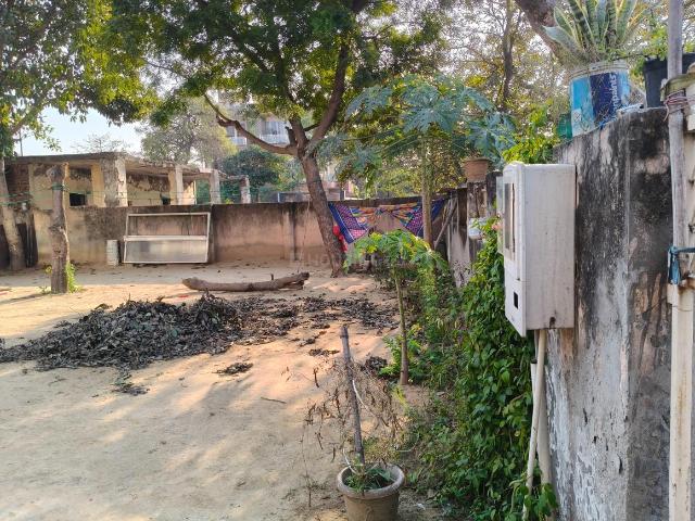 Residential Plot in Phi III for resale Greater Noida. The reference number is 19455592