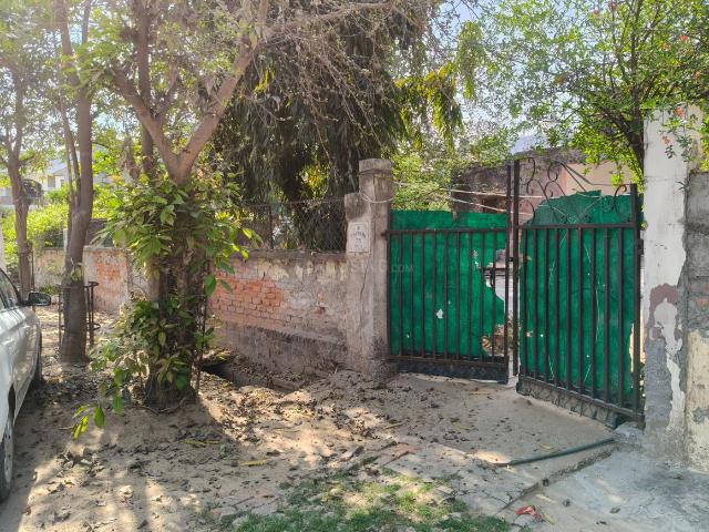 Residential Plot in Phi III for resale Greater Noida. The reference number is 19455592