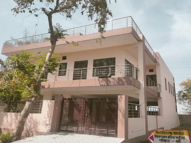 Residential Plot in Phi III for resale Greater Noida. The reference number is 20881810