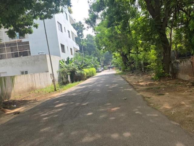 Residential Plot in Phi III for resale Greater Noida. The reference number is 21266224