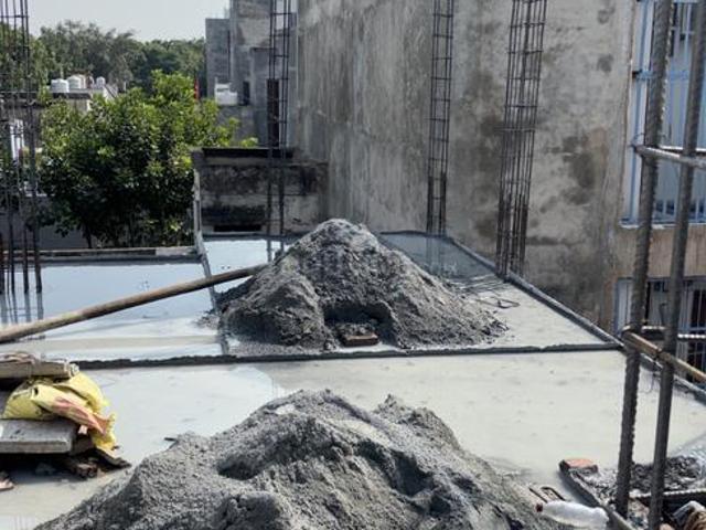 Residential Plot in Phi III for resale Greater Noida. The reference number is 21387276