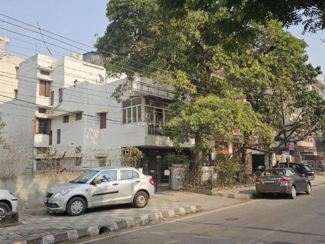 Residential Plot in Pitampura for resale New Delhi. The reference number is 16390551
