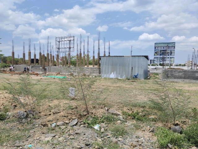 Residential Plot in Poonamallee for resale Chennai. The reference number is 18108237