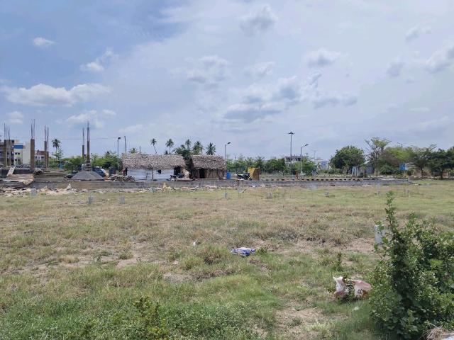 Residential Plot in Poonamallee for resale Chennai. The reference number is 18112156