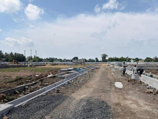Residential Plot in Poonamallee for resale Chennai. The reference number is 18702851
