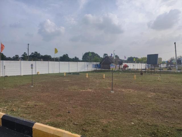 Residential Plot in Poonamallee for resale Chennai. The reference number is 19078547