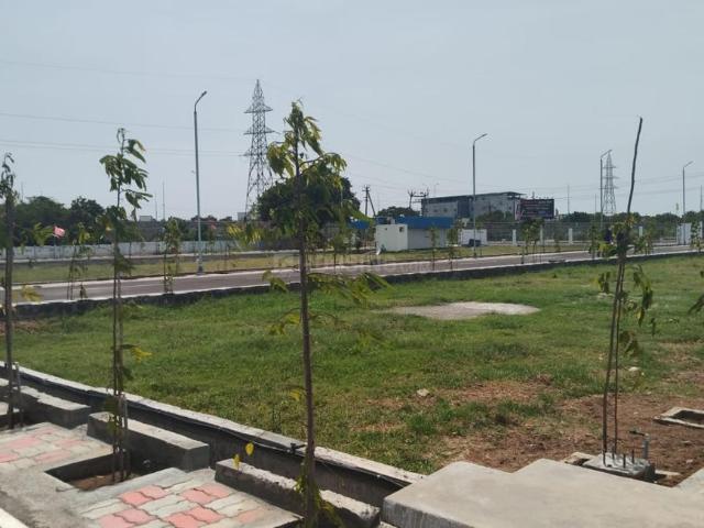 Residential Plot in Poonamallee for resale Chennai. The reference number is 19499219