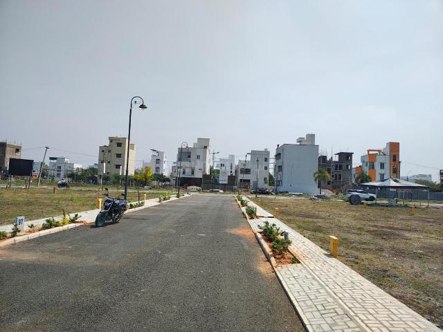 Residential Plot in Poonamallee for resale Chennai. The reference number is 19650079