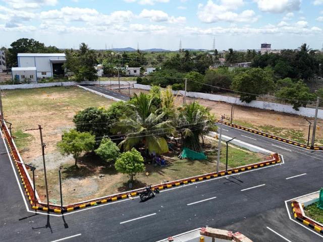 Residential Plot in Poonamallee for resale Chennai. The reference number is 20249653