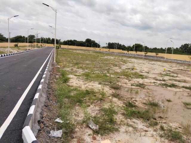 Residential Plot in Poonamallee for resale Chennai. The reference number is 20262266