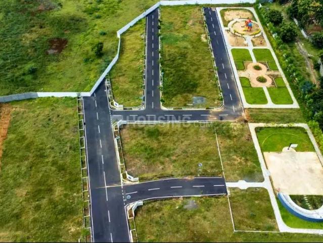 Residential Plot in Poonamallee for resale Chennai. The reference number is 21142759