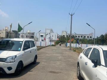 AV Serene Street - Garden