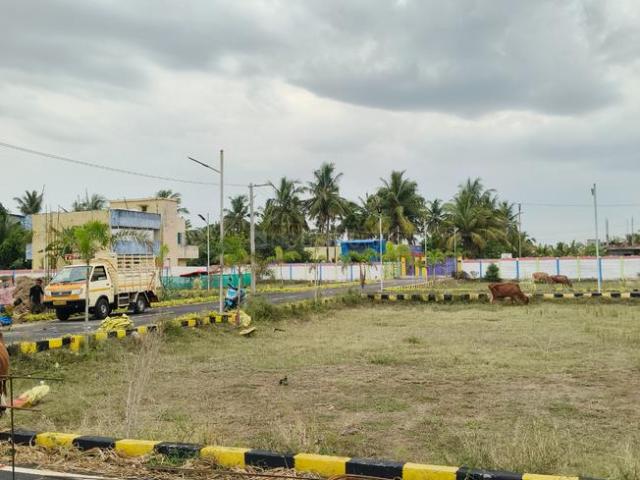 Residential Plot in Ponmar for resale Chennai. The reference number is 21391843