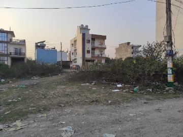 Residential Plot in Pondha for resale Dehradun. The reference number is 20540841