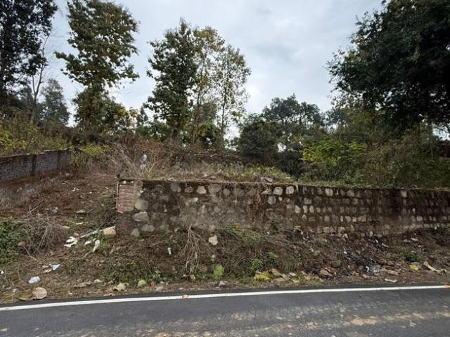 Residential Plot in Pondha for resale Dehradun. The reference number is 21247723