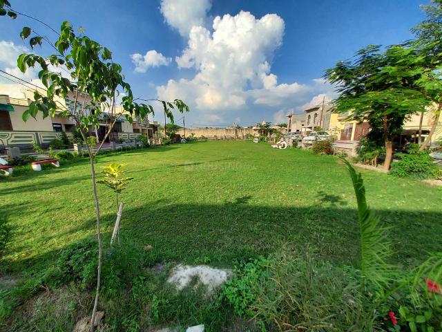 Residential Plot in Quarsi for resale Aligarh. The reference number is 21058534