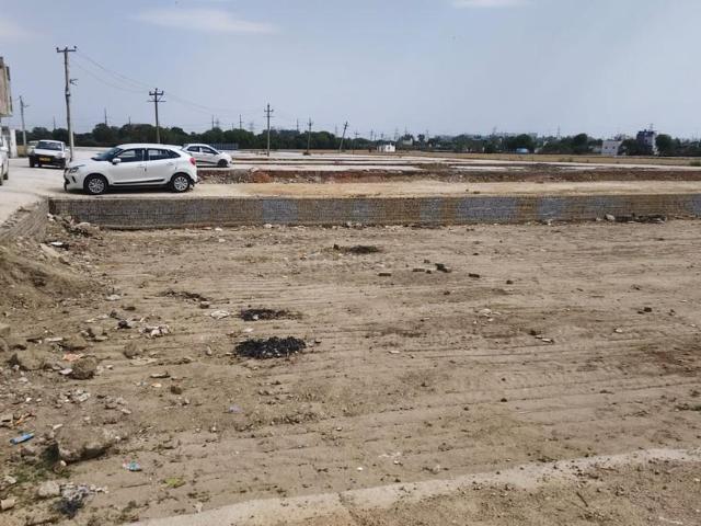Residential Plot in Qutub Vihar for resale New Delhi. The reference number is 20089639