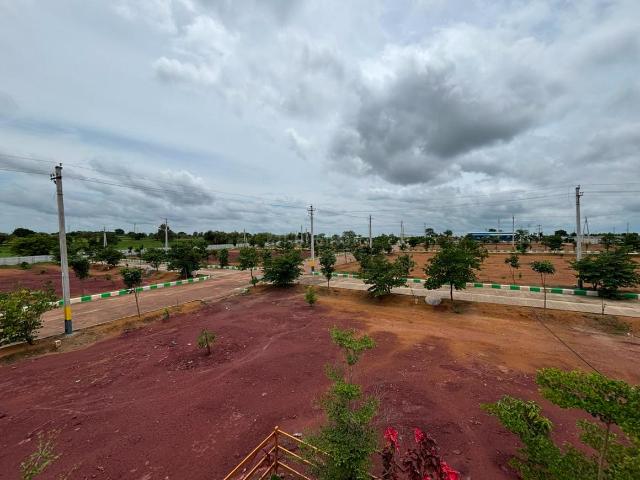 Residential Plot in Rudraram for resale Sangareddy. The reference number is 20957375