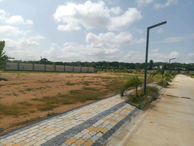 Residential Plot in Rudraram for resale Sangareddy. The reference number is 21003536