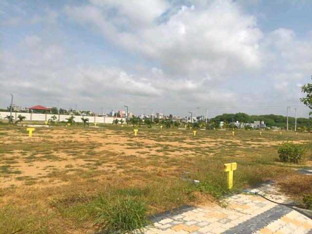 Residential Plot in Rudraram for resale Sangareddy. The reference number is 21004468