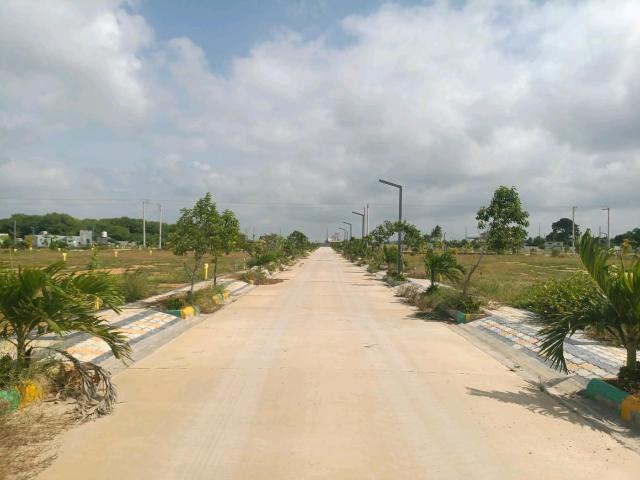 Residential Plot in Rudraram for resale Sangareddy. The reference number is 21004479