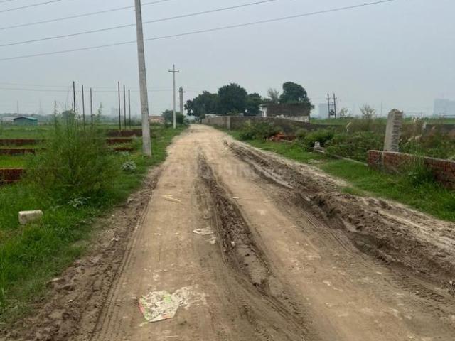 Residential Plot in Rabupura for resale Greater Noida. The reference number is 21127554
