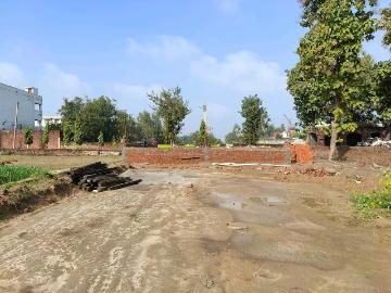Residential Plot in Raj Nagar for resale Ghaziabad. The reference number is 8132719