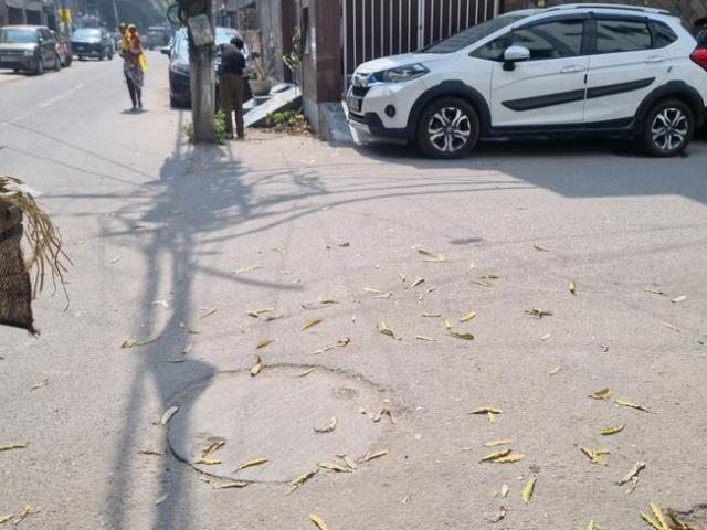 Residential Plot in Rajouri Garden for resale New Delhi. The reference number is 19663565
