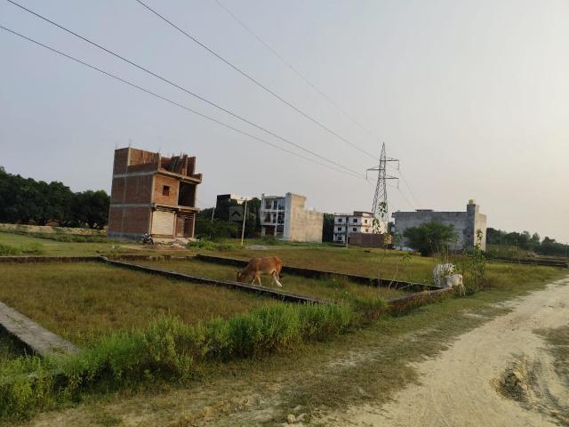 Residential Plot in Rajajipuram for resale Lucknow. The reference number is 17903921