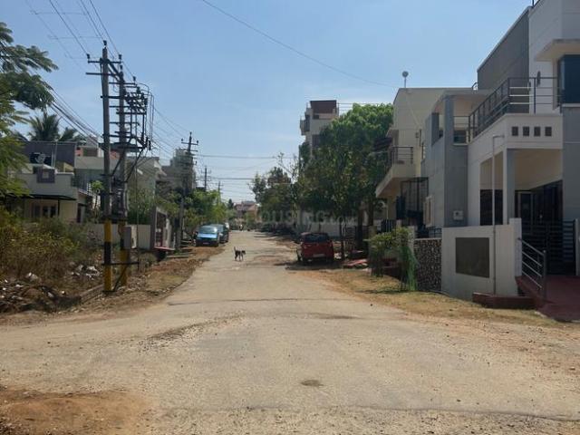 Residential Plot in Rajarajeshwari Nagar for resale Mysore. The reference number is 21195203